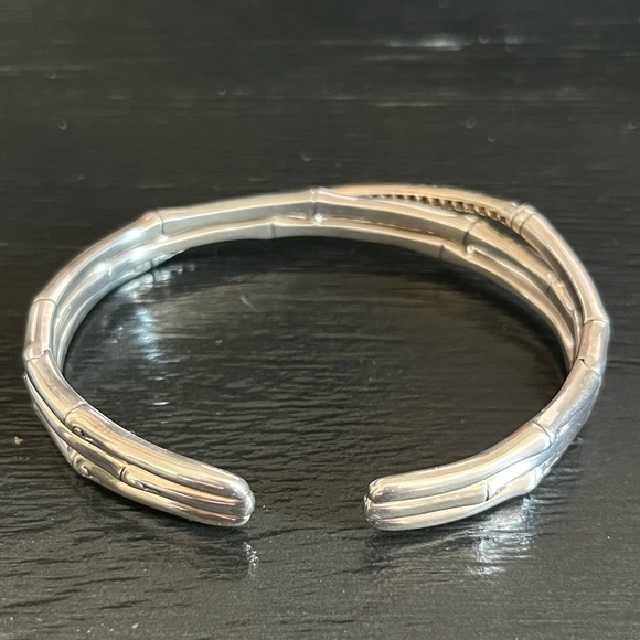 John Hardy Bamboo Sterling Silver and Black Sapphire Bracelet - Picture 8 of 8